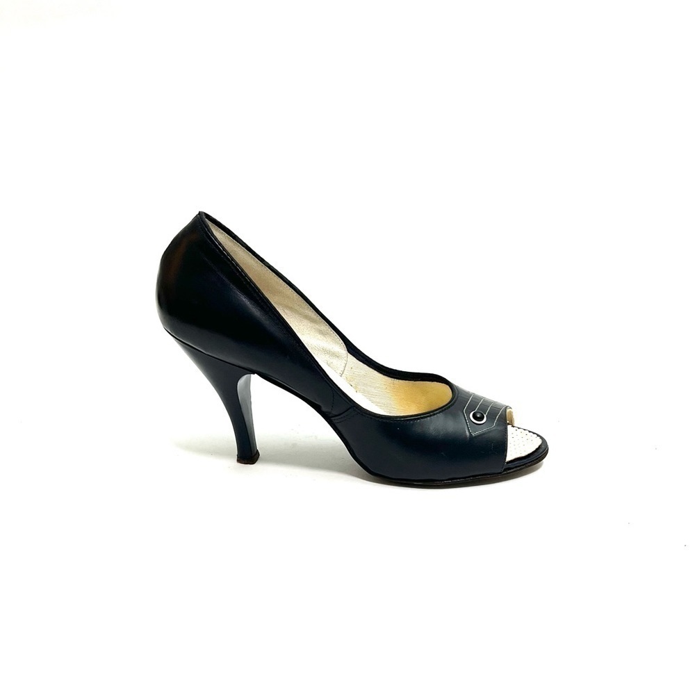 Vintage 1950s navy blue pin up peep toe heels